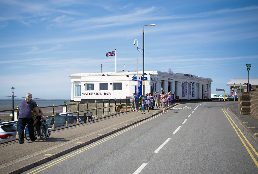 Waterside Bar Waterside Bar, Hunstanton, Norfolk. Visit my… Flickr