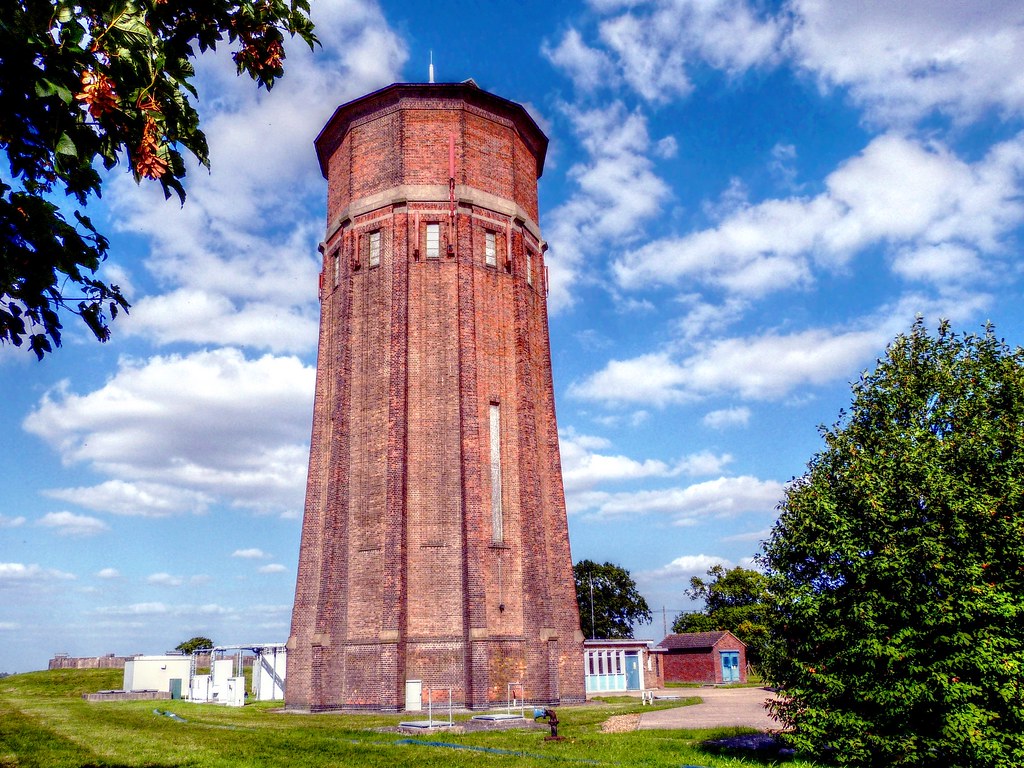 Linton (Rivey Hill) Water Tower Linton is a village in rur… Flickr