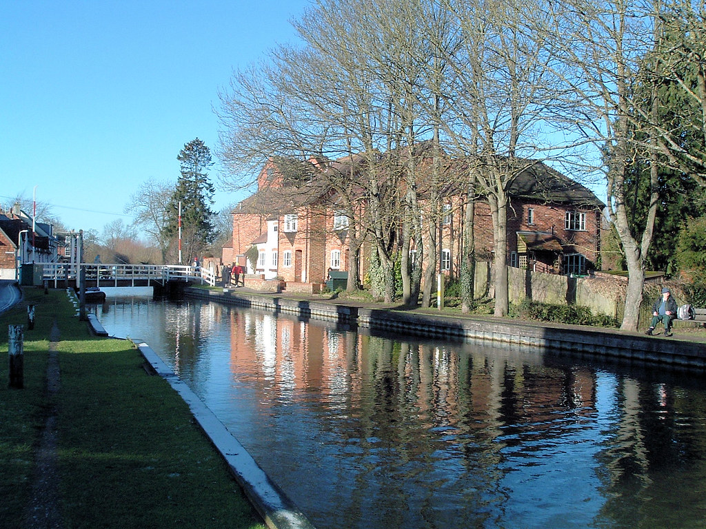 West Mills, Newbury, Berkshire, uk. West Mills, Newbury, B… Flickr