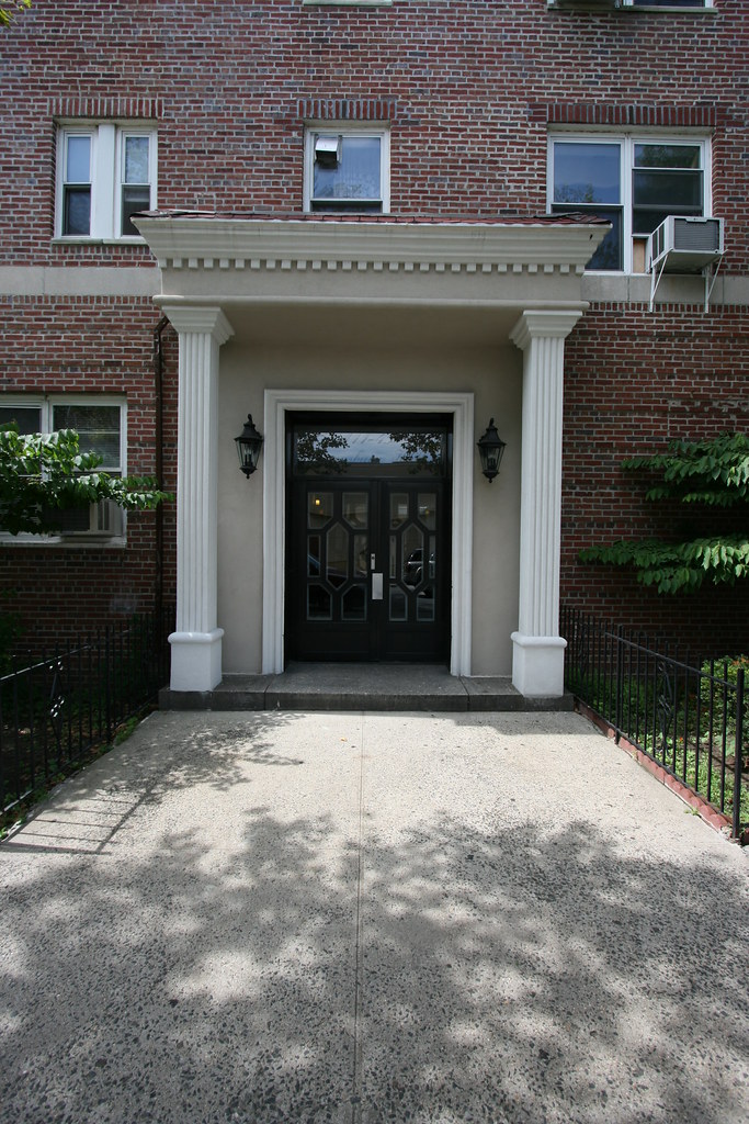 Queensbury Hall, 11150 75th Rd & 11145 76th Ave, Forest … Flickr