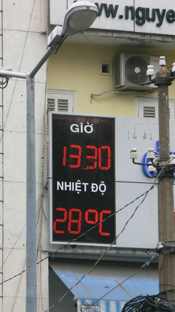 Clock / Temperature Saigon, Vietnam bertie's world Flickr