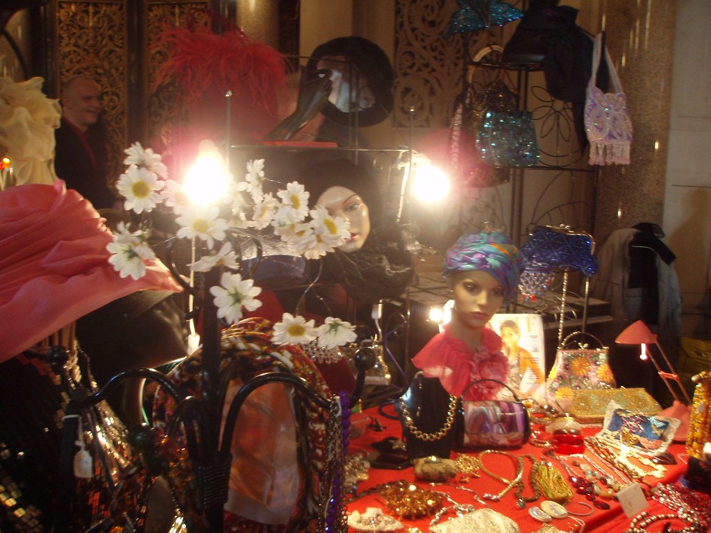 Antiques St. Hall Monika Flickr