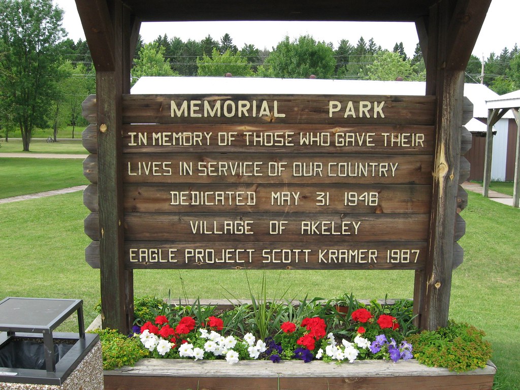 Flickriver Photoset 'Paul Bunyan Museum Akeley Minnesota' by bsabarnowl