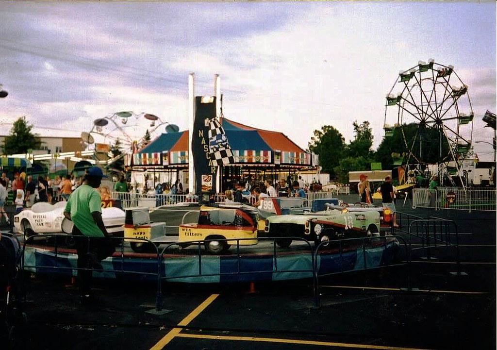 Peoples Shows Midway, 2003 Stratford Heritage Days. Flickr