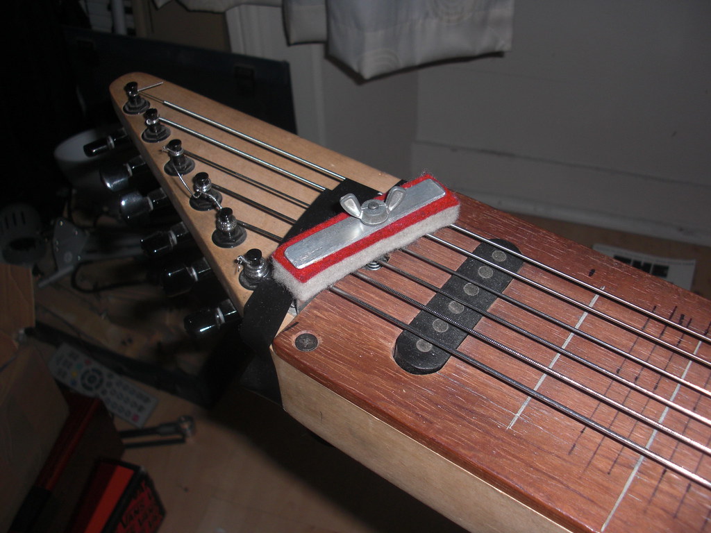 Electric Zither, head section A singlecoil sized humbucke… Flickr