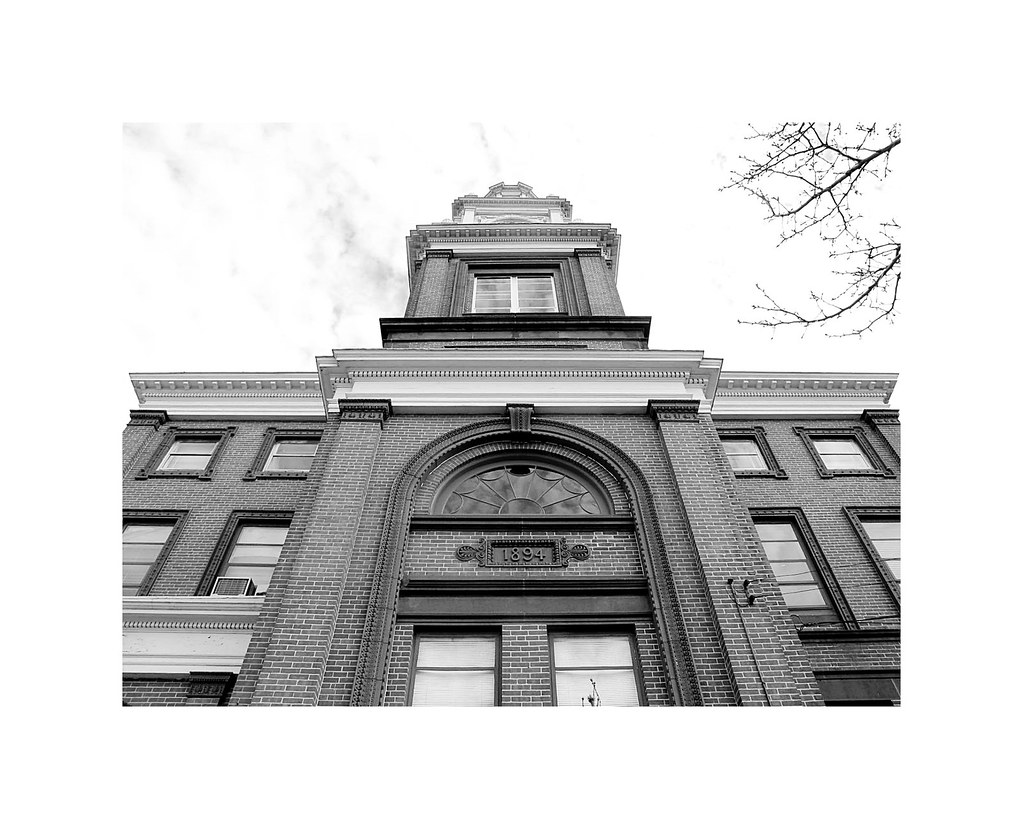 Cumberland, Rhode Island Town Hall The town hall in Cumber… Flickr