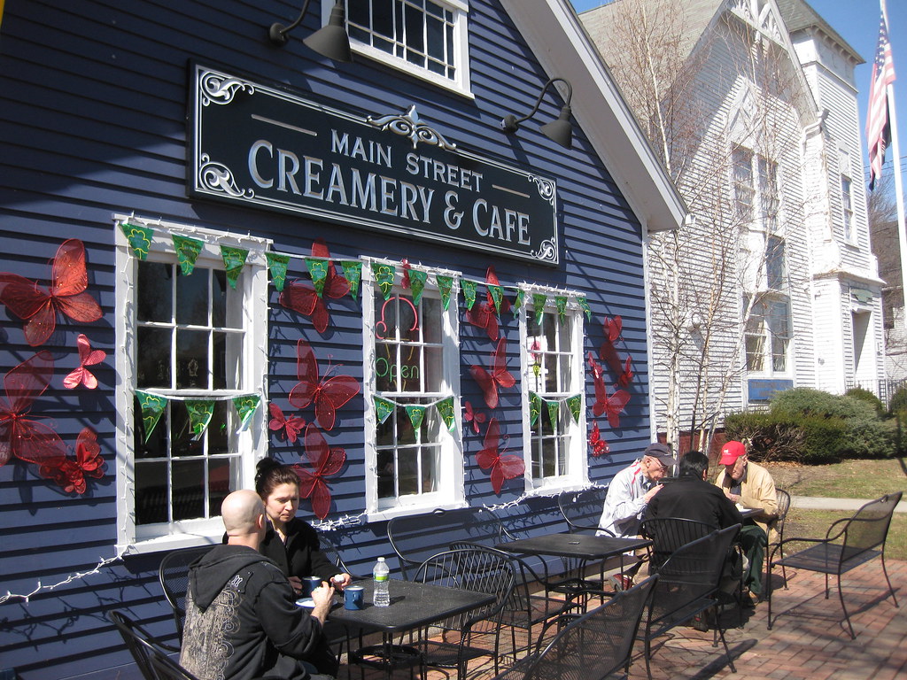 Old Wethersfield Main Street Creamery & Cafe This tiny caf… Flickr
