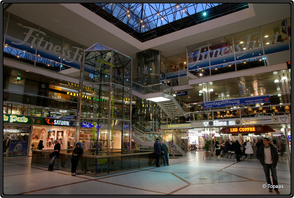 20110127 Berlin EuropaCenter 2 Het EuropaCenter in… Flickr