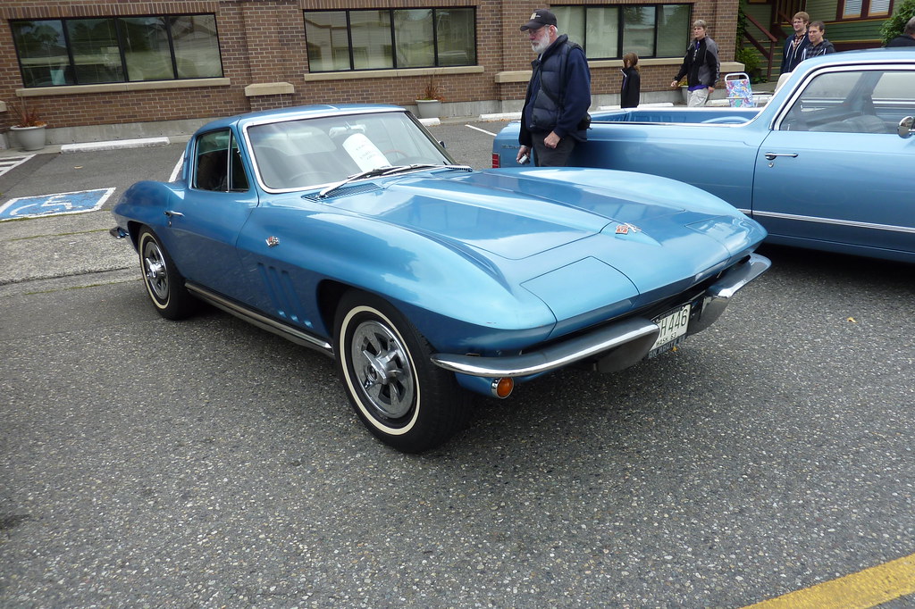 Edmonds Classic Car Show 10th Anniversary 1963 Chevy Corve… Lloyd