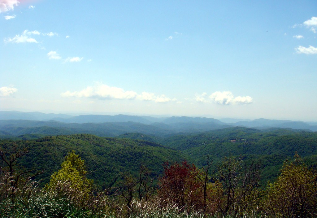 Blue Ridge Parkway overview Early spring on the Blue Ridge… Flickr