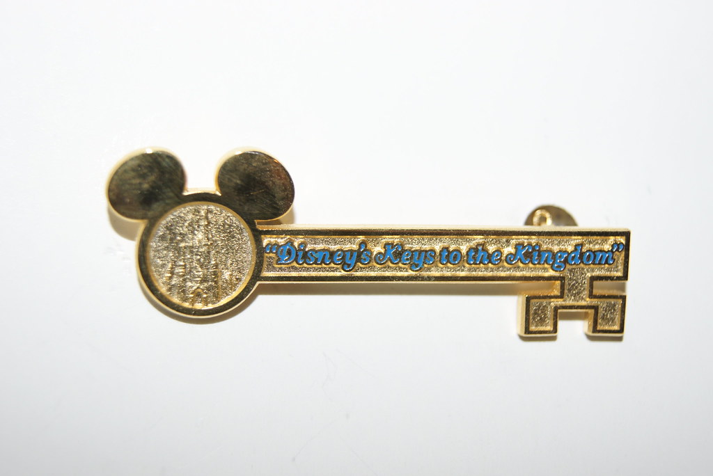 "Disney's Keys to the Kingdom Tour" Pin Hilary Flickr