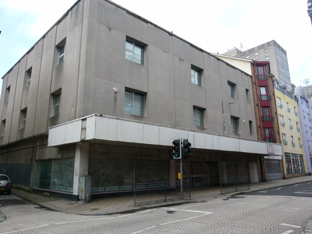 Iceland Swansea Former Iceland supermarket Southern Driver Flickr