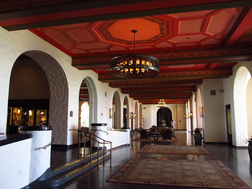 Royal Hawaiian Hotel The Royal Hawaiian Hotel first opened… Flickr