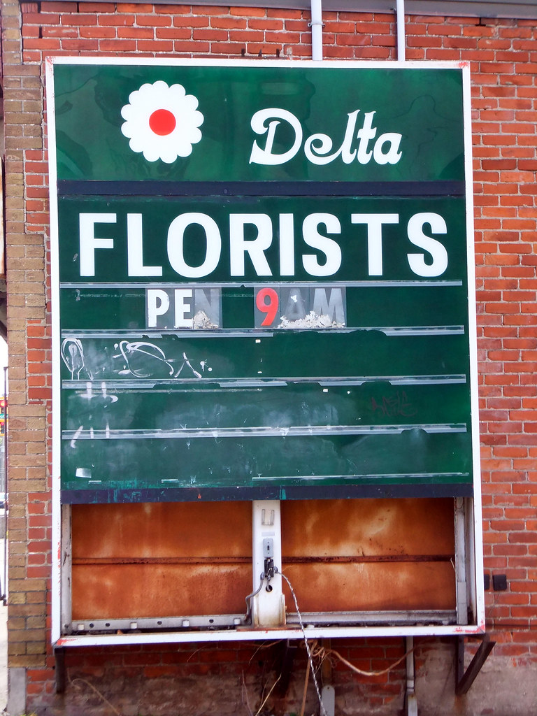 Delta Florist sign (2) Joe Flickr