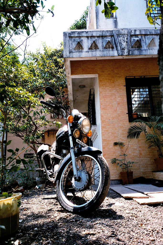 Belapur_Navi Mumbai_Artist' s Village_GR1s_01 Carlo Fumarola Flickr