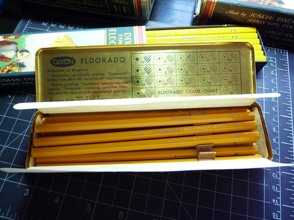 Dixon's Typhonite ElDorado 175 tin of H pencils open insid… Flickr