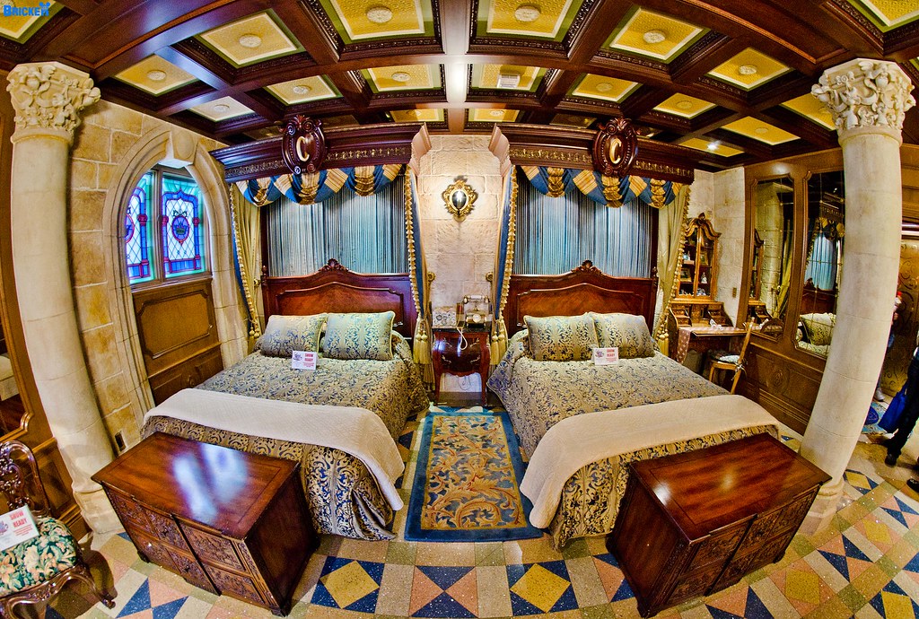 Disney's Cinderella Castle Royal Suite Bedroom Walt Disney… Flickr