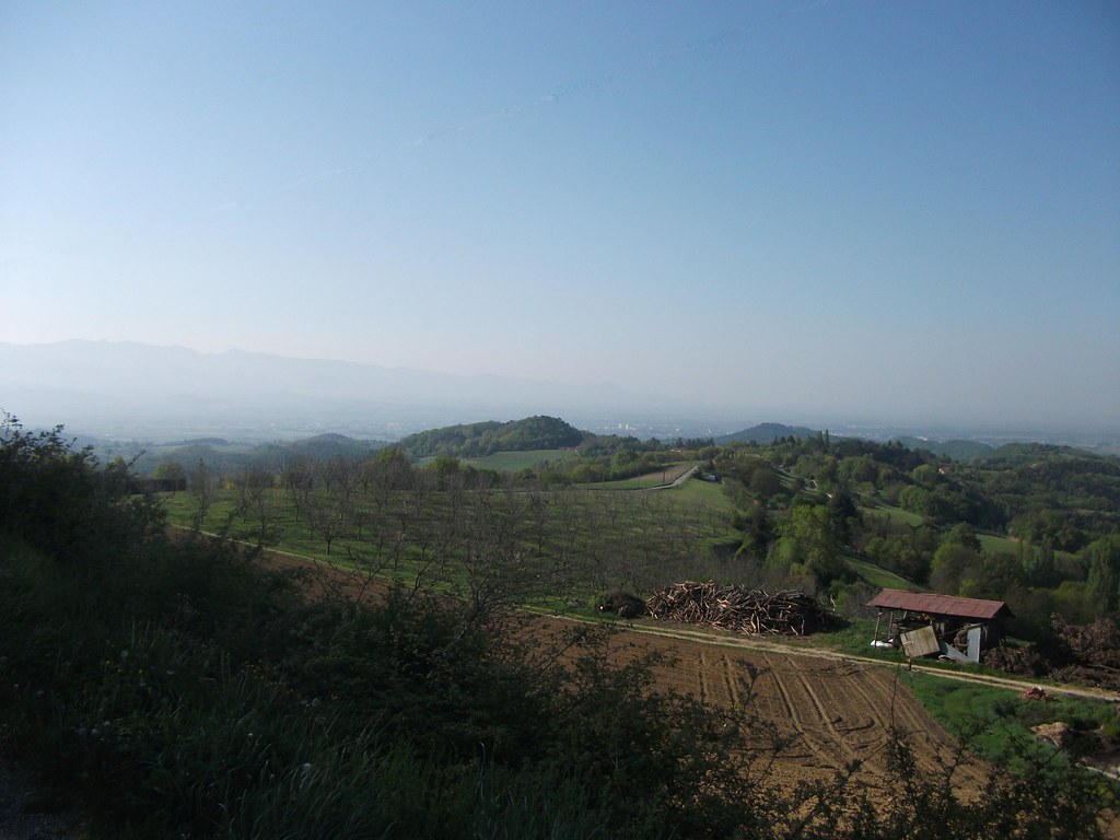 Vercors dans la brume Vue depuis les hauteurs de Saintang… Flickr