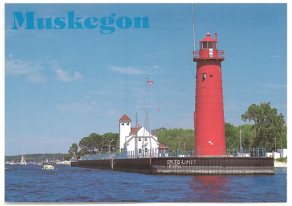 Muskegon MI South Stub Pier Muskegon Harbor Inside Pier an… Flickr