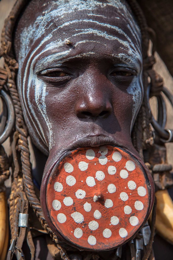 Mursi tribe Lady with traditional lip plate the Mursi trib… Flickr