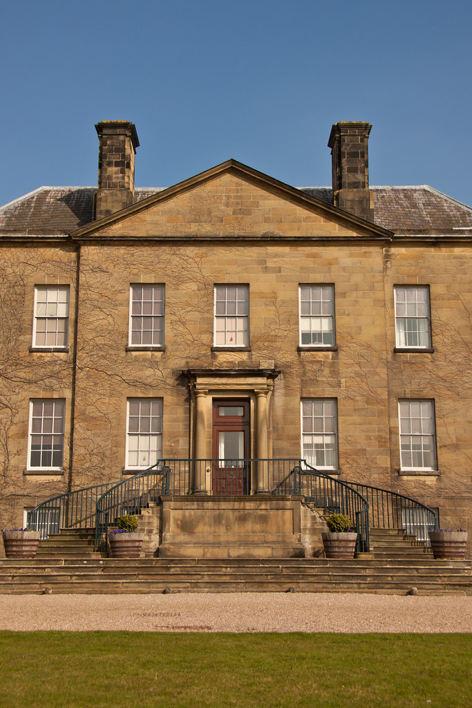 Wales Wrexham Erddig Hall 28th March 2011 176.jpg Flickr