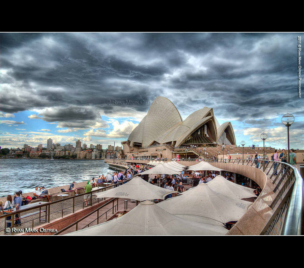 Heavy Rain Clouds over Sydney Opera House Taken during a r… Flickr
