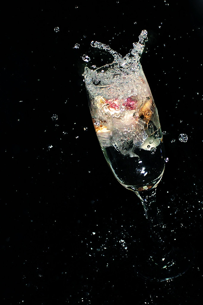 water & flash | assignment for the photography course | zohair | Flickr