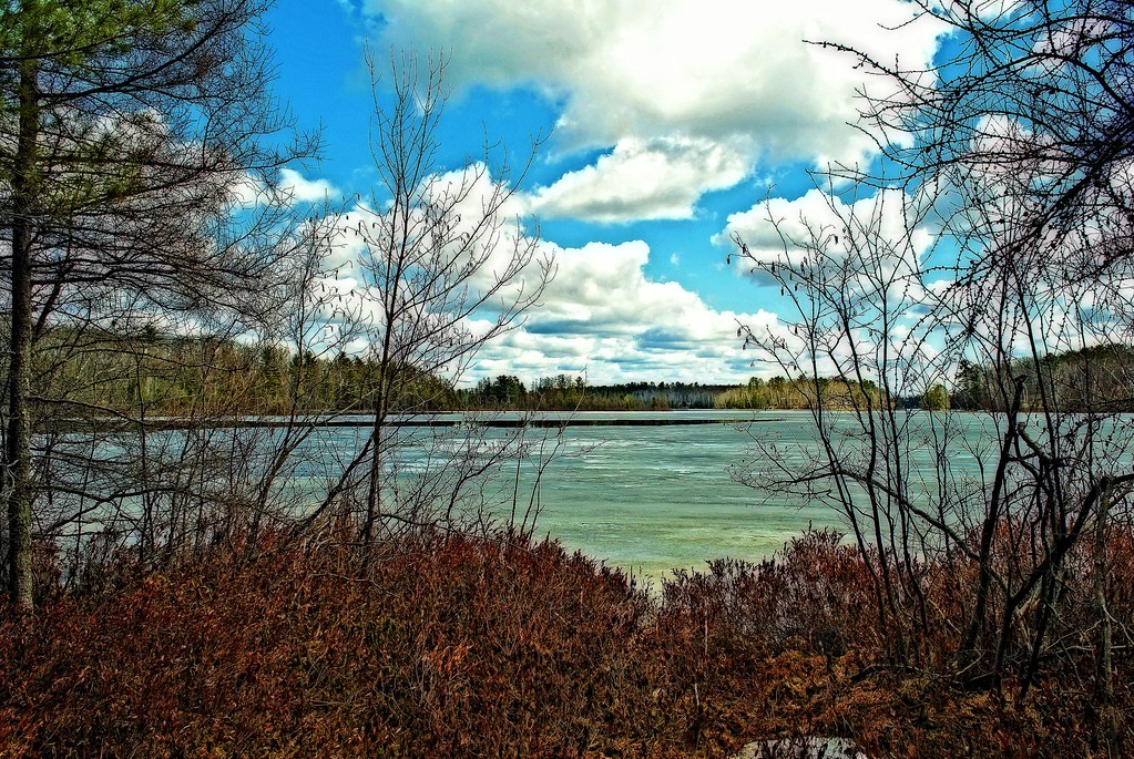 Lake Thompson, near Rhinelander, WI Aaron Carlson Flickr