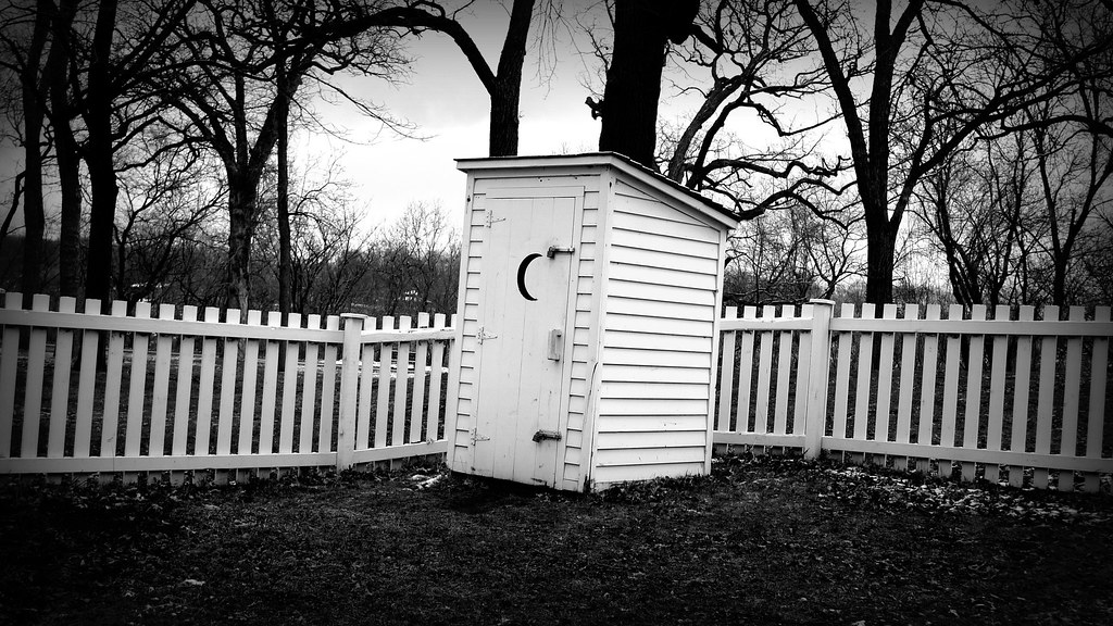 Outhouse Hennepin County MN 2011 Outhouse located behind t… Flickr