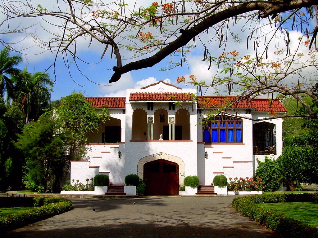 Casa de Gazcue Gazcue (o Gascue) es la primera zona reside… Flickr