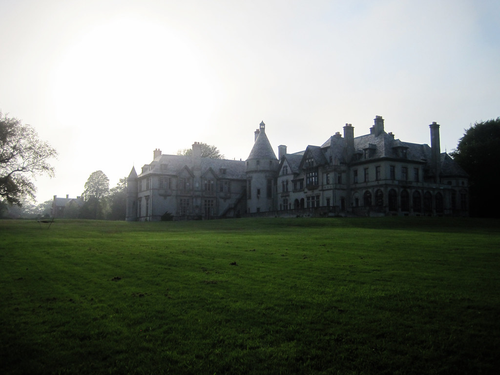 collinwood house newport, ri carey mansion dark shadow… Flickr