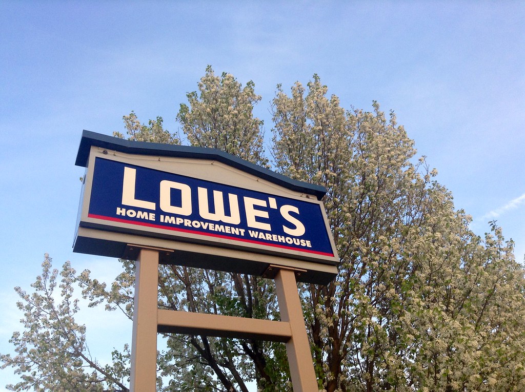 Lowe's Home Improvement Center Sign Logo Lowe's Store Pics… Flickr