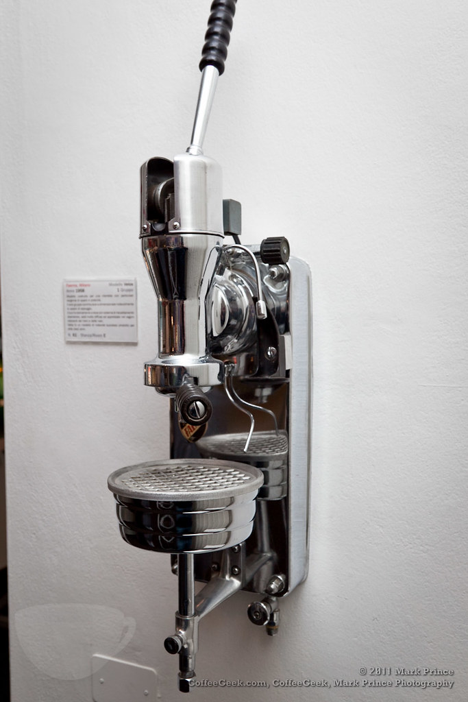 Faema Velox 1958 A wall mounted, "instantaneous" heat leve… Flickr