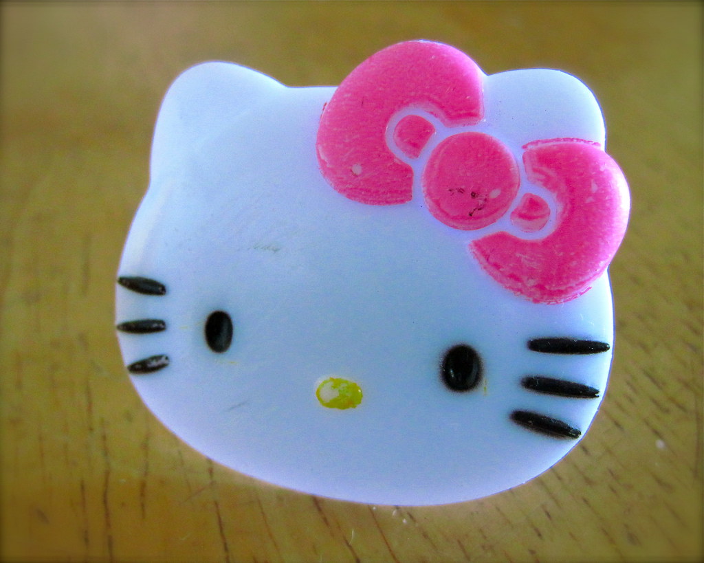 108/365 Hello Kitty Ring Beach Find Plastic Hello Kit… Flickr