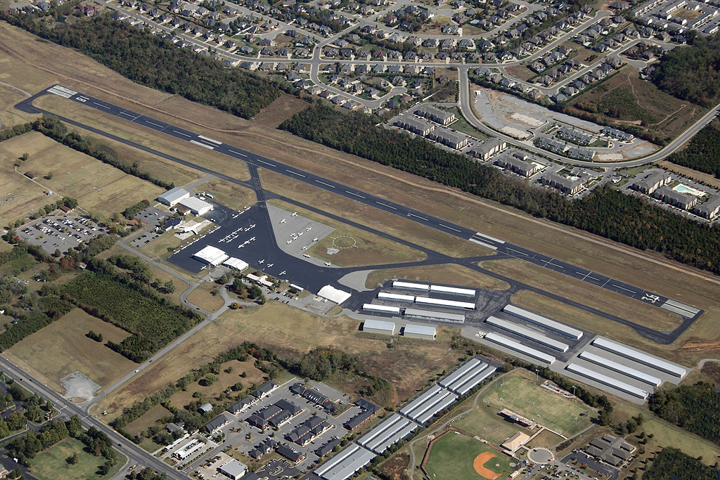 Murfreesboro Airport (MBT) Tennessee Located about 20 mi… Flickr