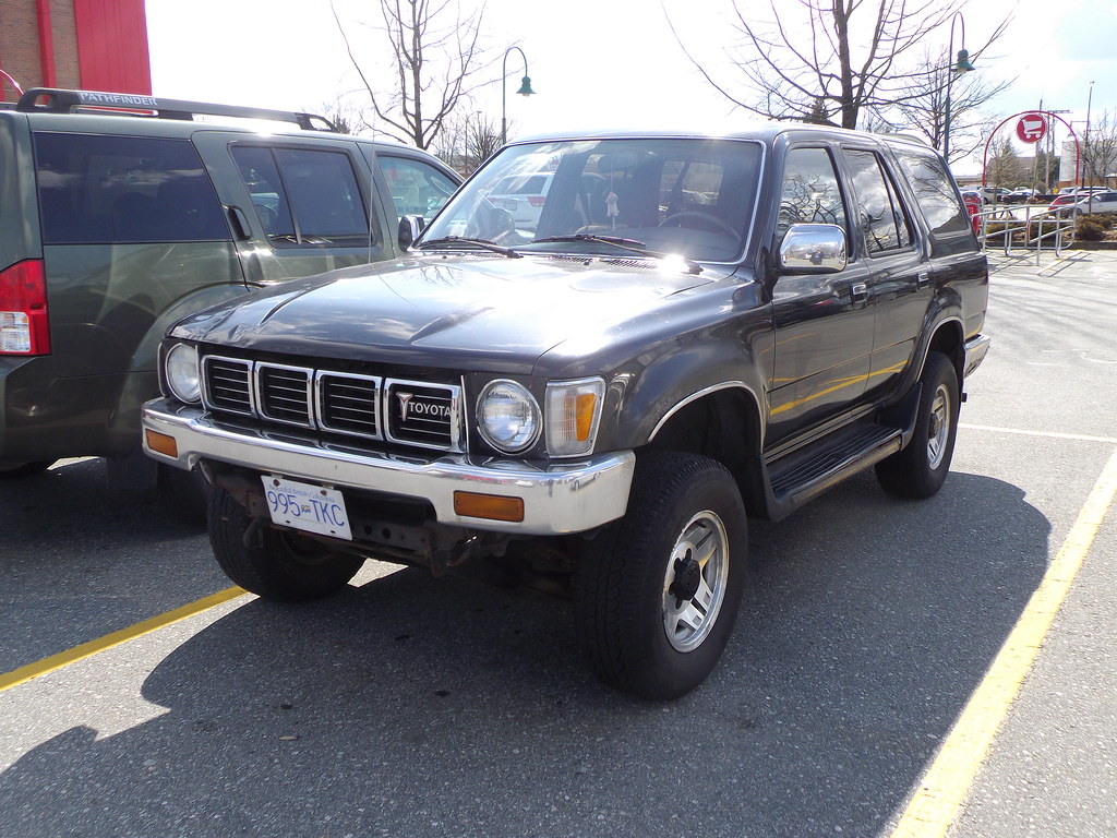 '90'91 Toyota 4Runner Can anyone see what's wrong with th… Flickr