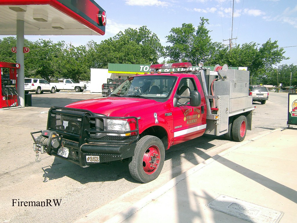Little RiverAcademy, TX VFD Booster 1 2004 Ford F450/NFPA… Flickr