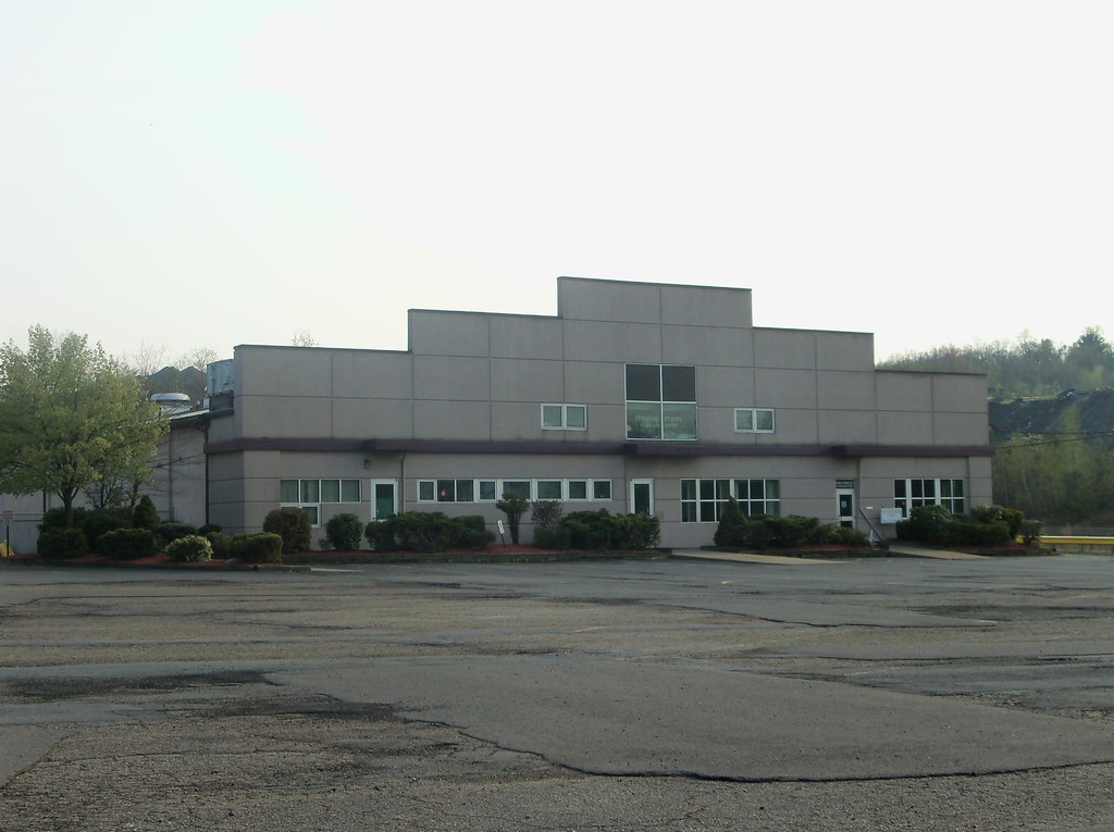 Acme Avoca, PA 824 McAlpine St; opened in 1963 as a relo… Flickr