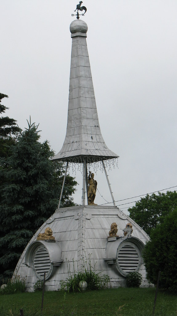 SainteBrigittedesSaults, Québec Très étrange... on dira… Flickr
