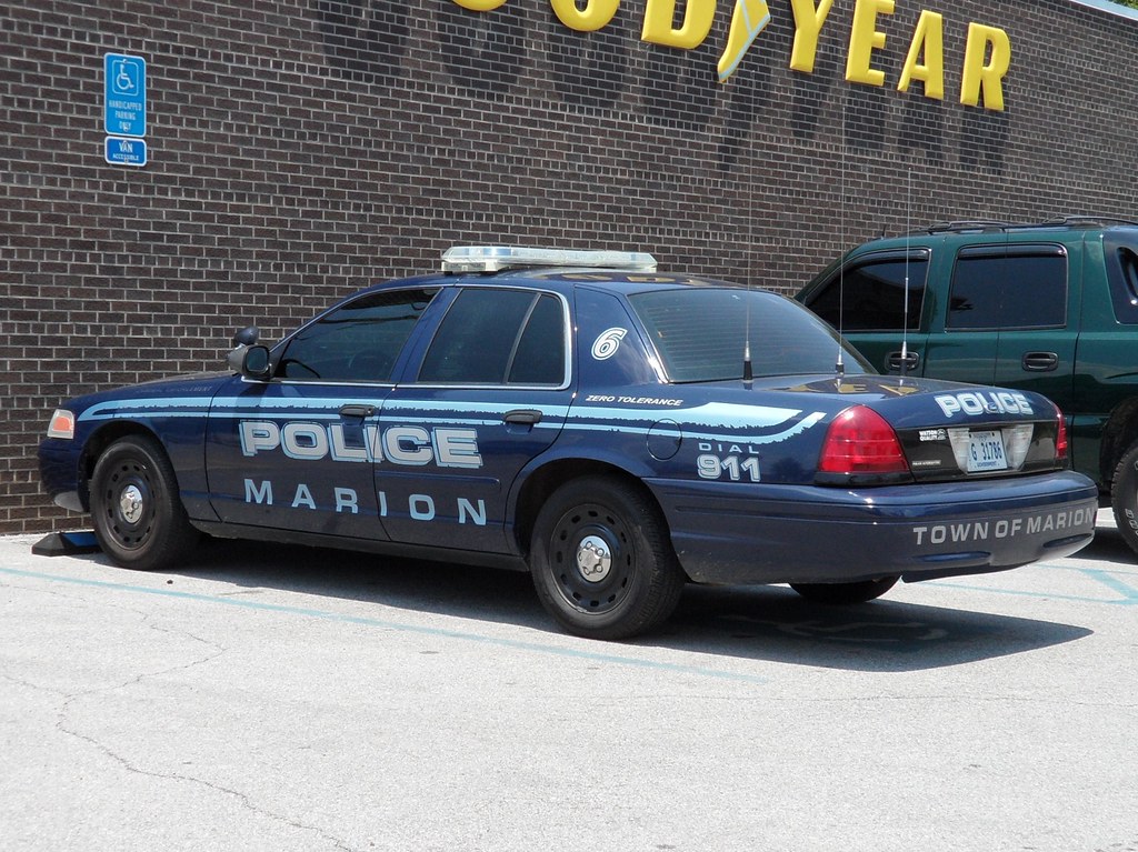 Marion Mississippi Police This Ford Crown Victoria belongs… Flickr