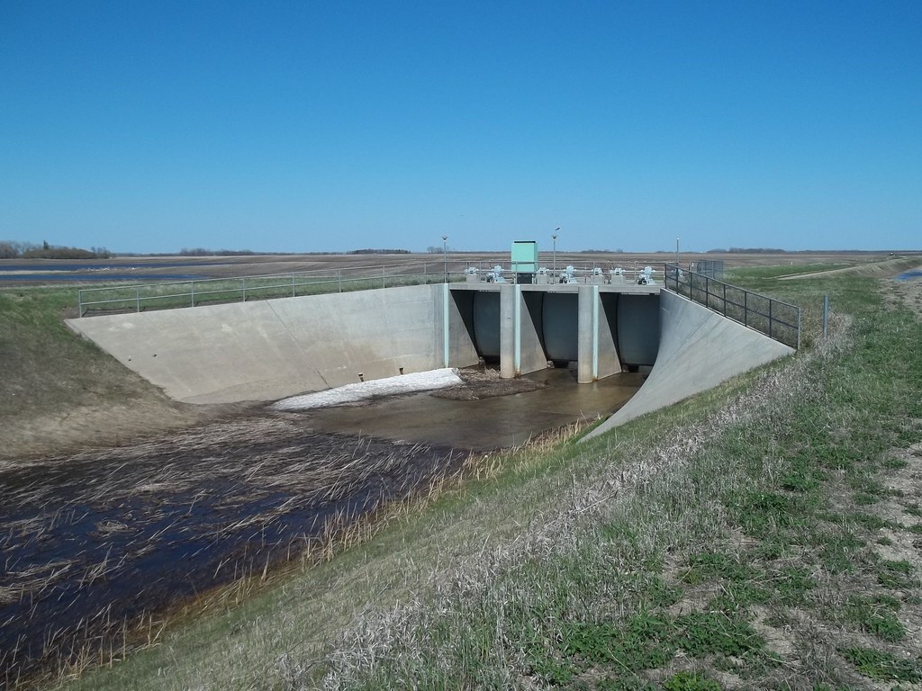 Check Structure 2, NE view The only check structure to rea… Flickr