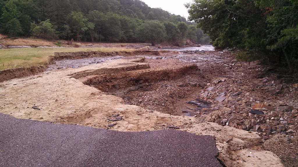 IMG_20150613_092956_715 Lower Mountain Fork River / Spillw… Flickr