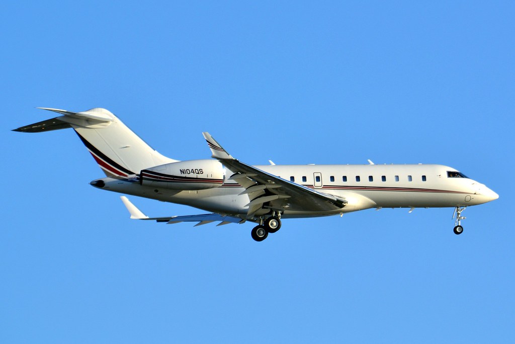 image NetJets Global Express N104QS Boston Logan 51714