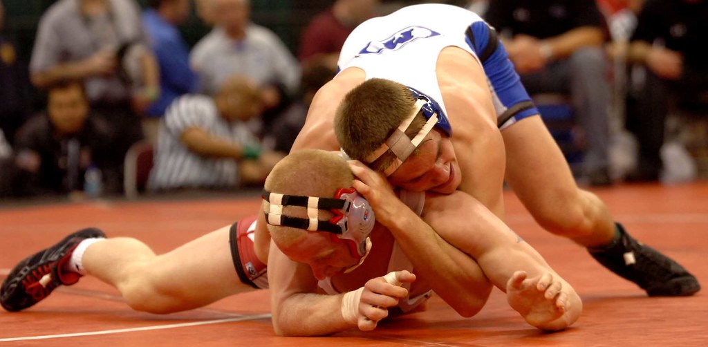 Lakota West wrestling Miamisburg Shawn Fayette controls th… Flickr