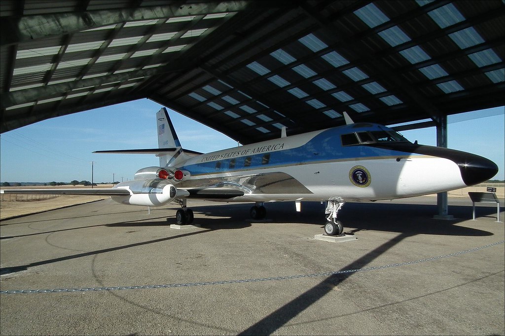 Air Force One Half Lockheed JetStar VC140 Lyndon B. Johns… Flickr