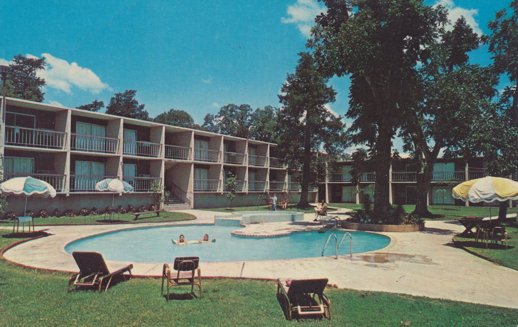 Dogwood Motor Hotel Woodville, Texas Land of Dogwood and… Flickr