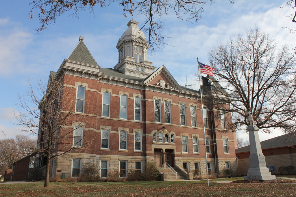 Washington County Courthouse Blair, NE Tom McLaughlin Flickr