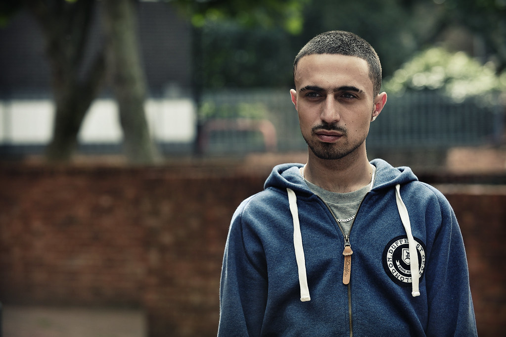 adam deacon, actor Taken during the filming of Anuvahood, … Flickr