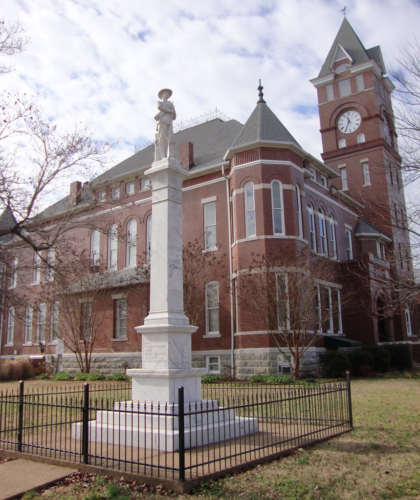 Clark County Courthouse and Confederate Monument (Arkadelp… Flickr