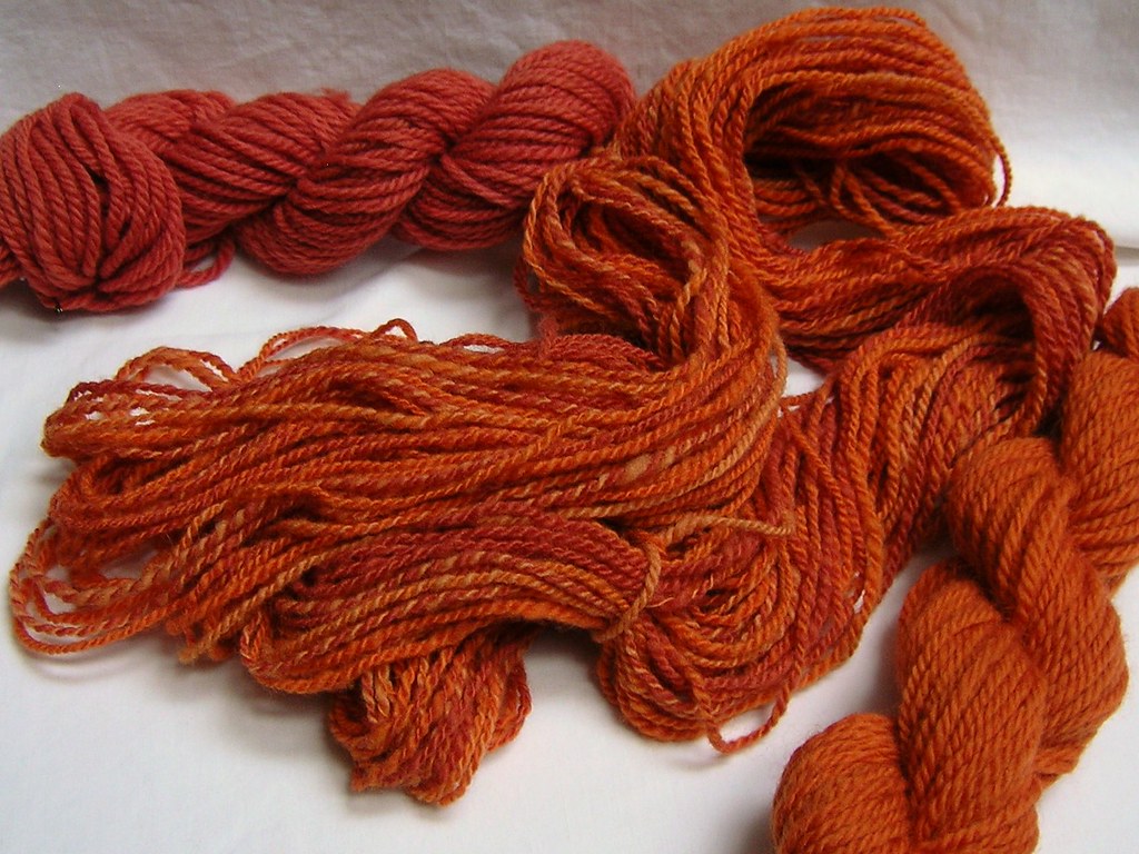 Yarn Dyed with Mushrooms ! Dyed yarn using mushrooms by An… Flickr